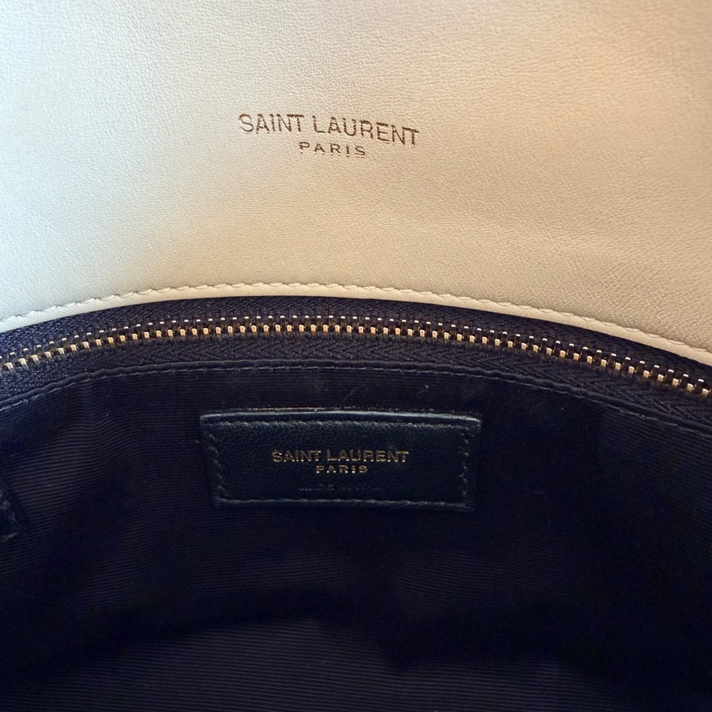 Saint Laurent Toy Puffer Lambskin Quilter Shoulder Bag Beige - Picture 14 of 16